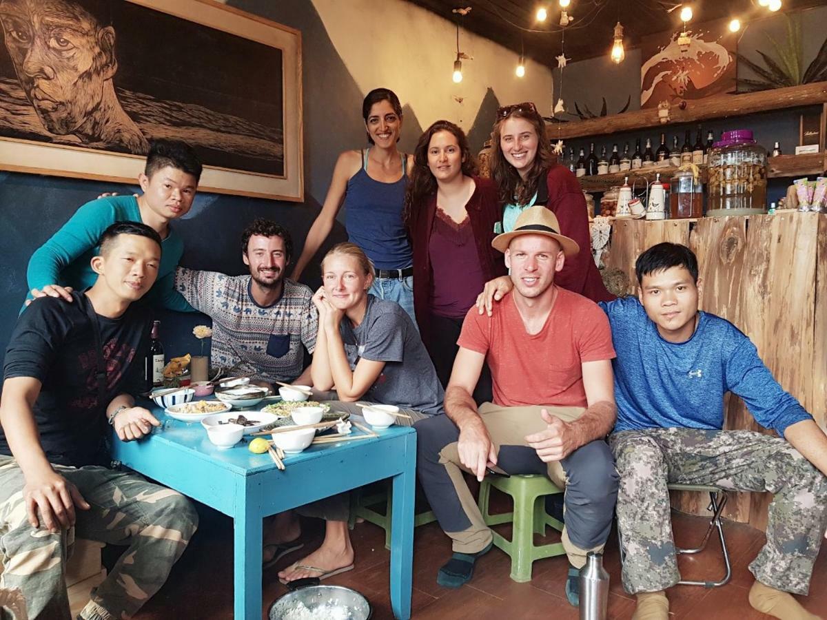 Check In Sapa Hostel Bagian luar foto